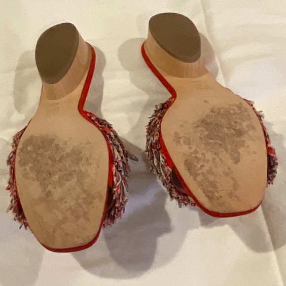 Donald Pliner red suede/multi-color raffia fringe slides size 9.5 - Picture 3 of 4
